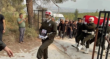 Şehit Uzman Çavuş Taner Torun son yolculuğuna uğurlandı