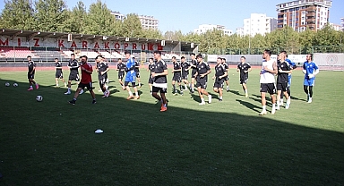 Karaköprü Belediyespor, Bornova FK maçına hazır