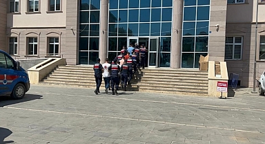 TCDD'den kablo çalan hırsızlara suçüstü