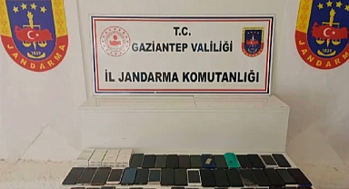 570 bin lira değerinde kaçak cep telefonu ele geçirildi: 1 gözaltı