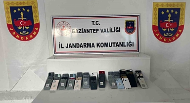 867 bin TL değerinde kaçak telefon ele geçirildi