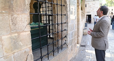 Baydilli'den Şazeli Ali Dede'nin kabrine ziyaret