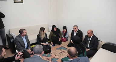 Beyazgül, gönüllere dokunmaya devam ediyor