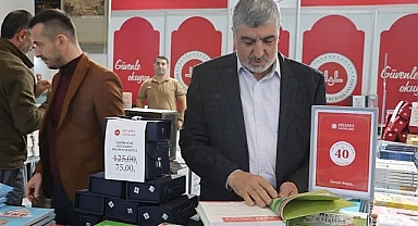 Diyanet yayınlarına fuarda yoğun ilgi gösterildi