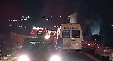 Ölüm yolunda zincirleme trafik kazası: Yaralılar var