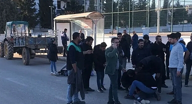 Traktörün çarptığı çocuk öldü, anne ağır yaralandı