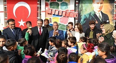 Vali Şıldak, öğrencilerle buluştu