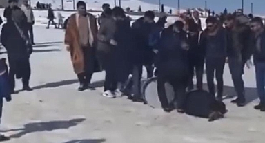 Davul çalarken hayatını kaybetti
