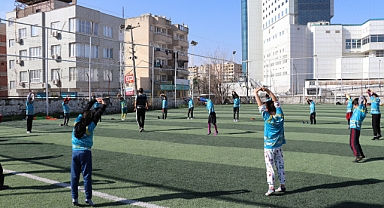 Haliliye futbol okulu miniklerin adresi oldu