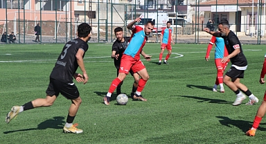 Lider Viranşehir Belediyespor durdurulamıyor