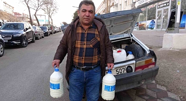 Süt fiyatlarını müşterilerinin maaş zam oranlarına göre belirliyor