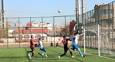 Bir zorlu viraj daha dönüldü