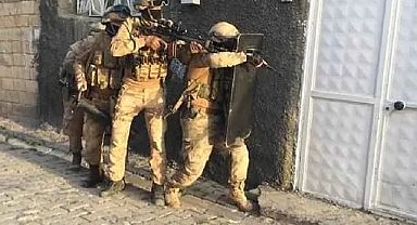 Urfa Emniyeti'nden aranan kişilere operasyon