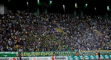 Urfa'da futbolun iki yüzü: Sahipsiz ŞANLIURFASPOR