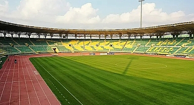 Bir maç daha 11 Nisan'a verildi!