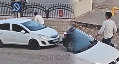 Bak sen şu kurnaza! Hırsızlık girişimi an be an kaydedildi