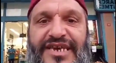 Oğluna namaz kıldırmayan marketi eleştirdi! Babanın isyanı gündem oldu