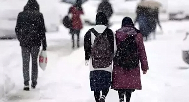 Kar fırtınası Türkiye’yi sardı! Hangi illerde okullar tatil?