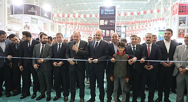 Kitap fuarının resmi açılışı yapıldı