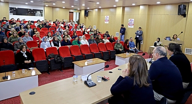 Aşı konusunda merak edilen her şey Şanlıurfa’da yanıtlandı!
