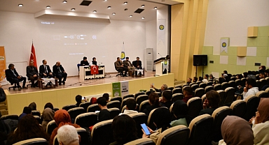 Bilim insanları öğrencilerle geleceği konuştu