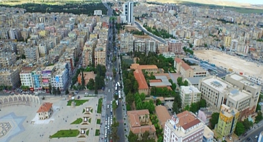 Kira fiyatları Şanlıurfalıların belini büküyor!