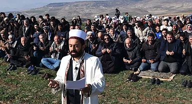 Sahabe Tepesi’nde Manevi Atmosfer