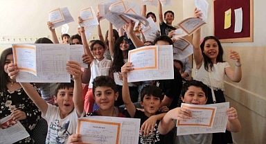 Şanlıurfa’da karne heyecanı