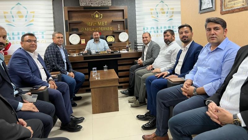 Emin hocaya bir destekte Tüysüz'den