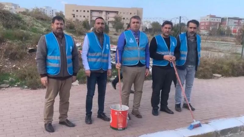 Tüysüz'den belediyelere ironik gönderme