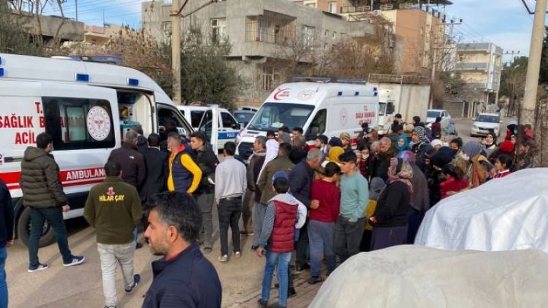Urfa'da Otomobil öğrencilerin arasına daldı: 11 yaralı