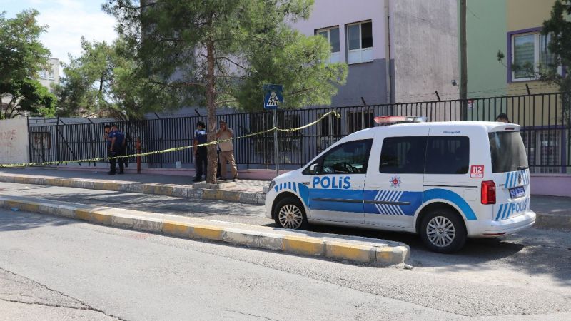 Urfa'da cezaevi önünde kavga: 1 ölü