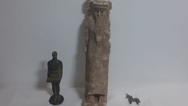 Tarihi heykelleri satmaya çalışan 2 zanlı yakalandı