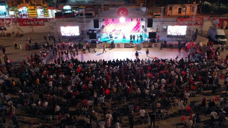 Urfa 15 Temmuz’un yıl dönümünde tek yürek oldu