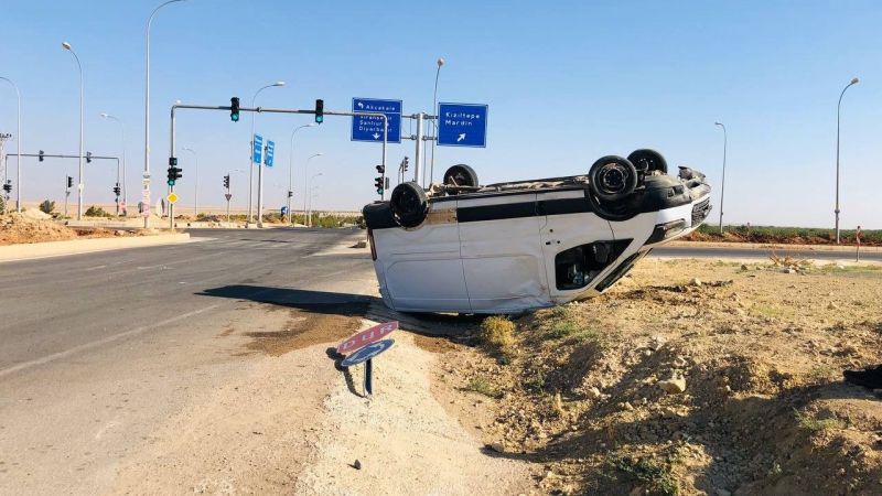 Urfa'da otomobil devrildi: 1 yaralı