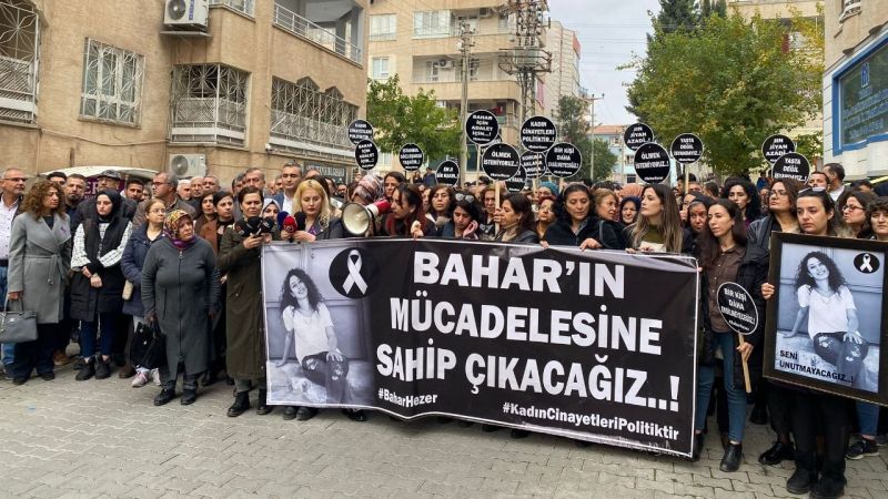 Mimar ve Mühendislerden Bahar Hezer için eylem