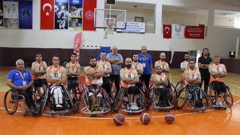 Engelsizler Beşiktaş engelini geçmek istiyor
