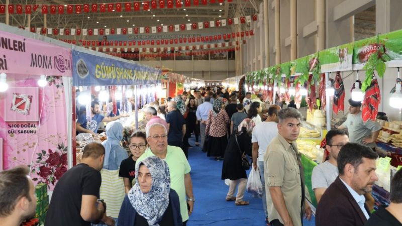 Gıda ve yöresel ürünler fuarına yoğun ilgi