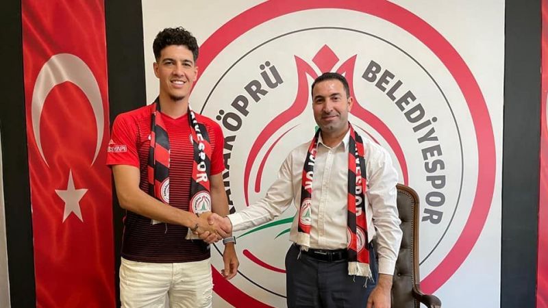 Karaköprü'ye 1,92'lik kaleci ile anlaştı