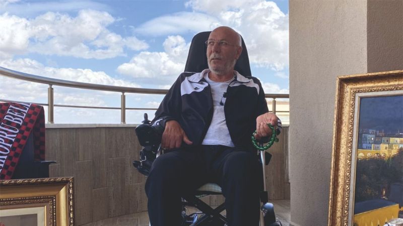 Eski başkan sesini bu kez bakın nasıl duyuracak