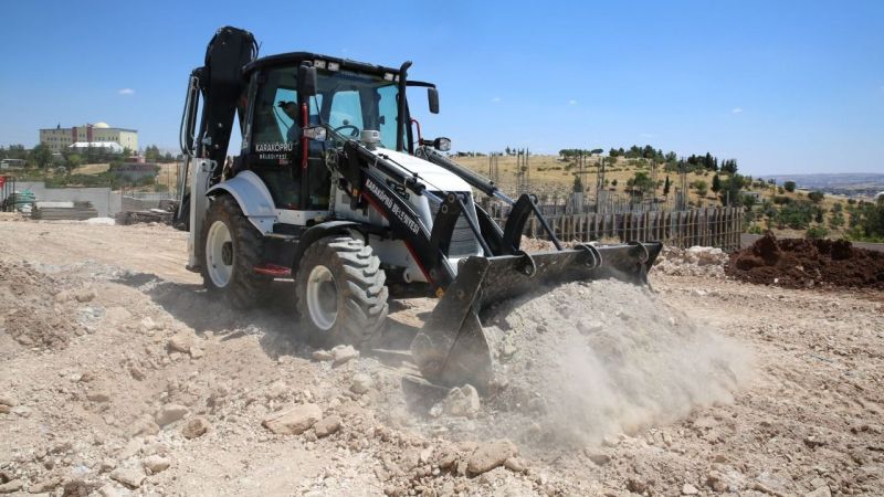 Karaköprü'de yeni yol çalışmaları devam ediyor