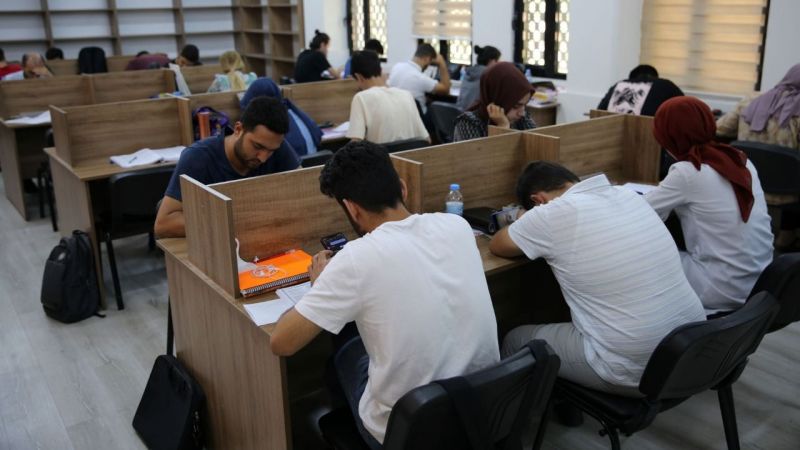Gençlere serin ve sessiz ders çalışma ortamı sunuluyor