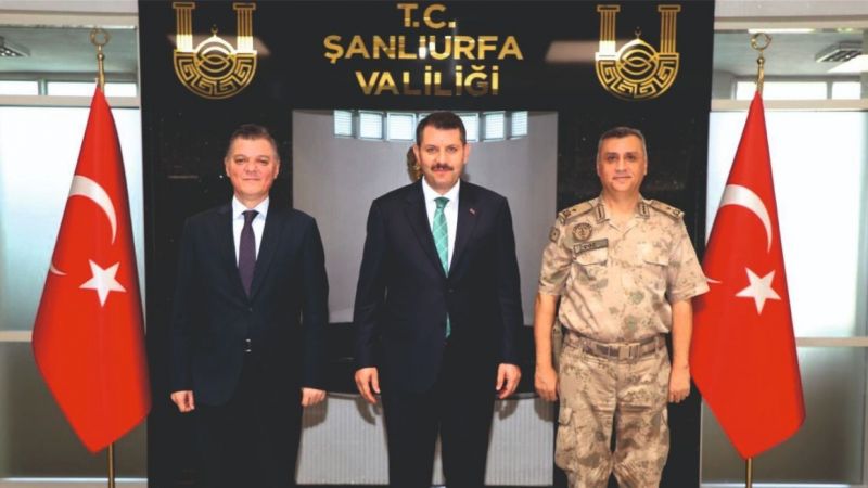 Selçuk Doğuş ve Metin Düz'den veda ziyaretleri
