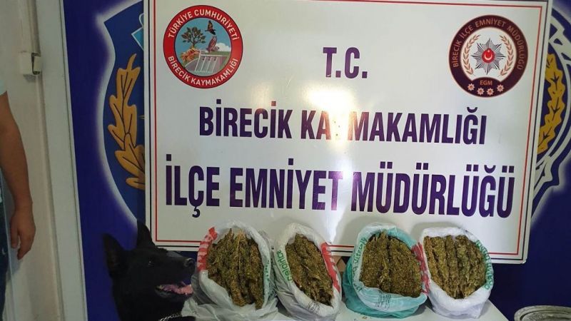 'Kyra' uyuşturucu tacirlerine geçit vermiyor