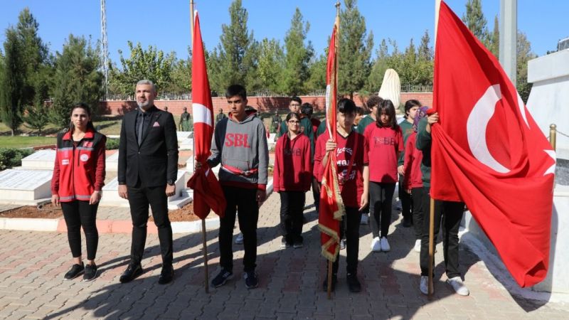 Urfa’da 29 Ekim çelenk sunma töreni