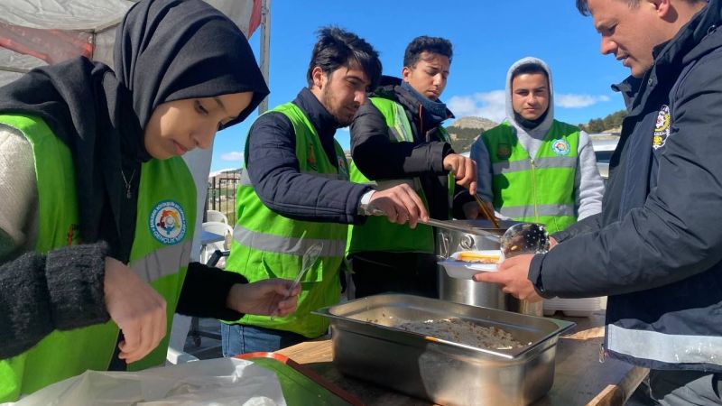 Gençlik meclisi Adıyaman’da gönülleri fethetti